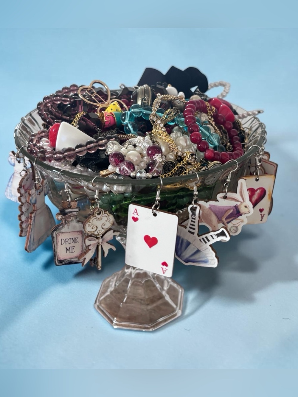 Alice in Wonderland Themed Mystery Jewelry Jar - Picture 4 of 14